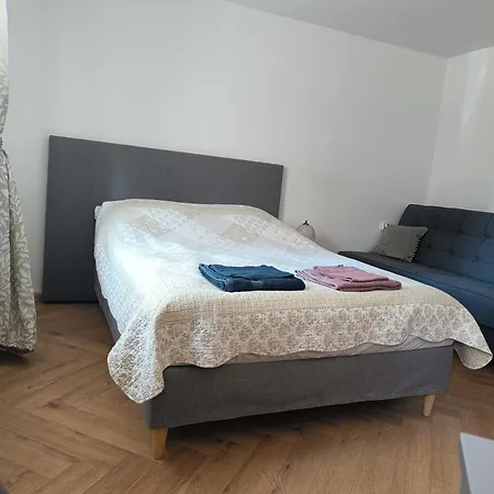Goscinne Cyraneczka